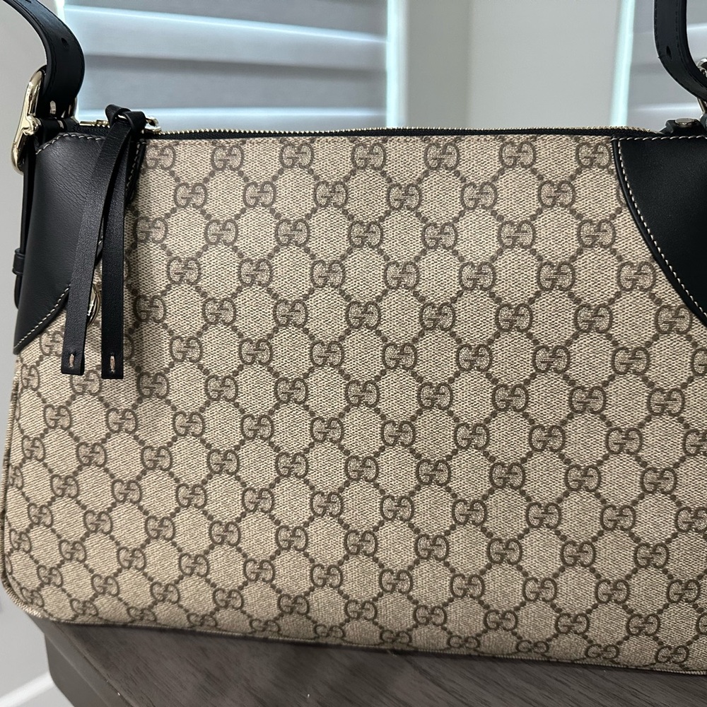 Gucci GG Emblem Medium Shoulder Bag AUTHENTIC